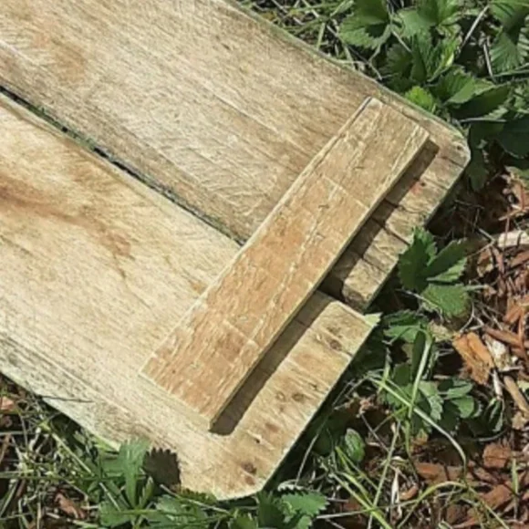 Cottontail Market Rescued Wood Garden Sign 20" Spring Easter Rabbit Wall Sign - Picture 9 of 10